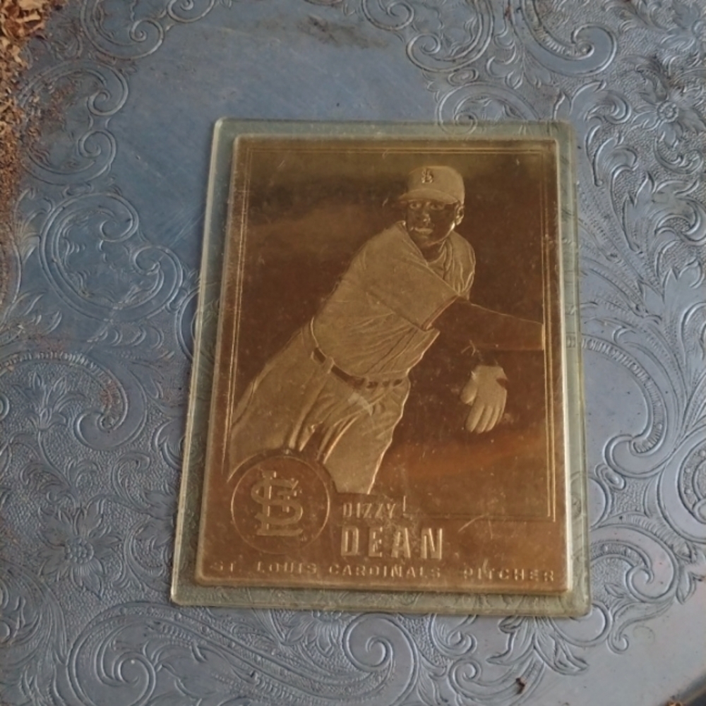 Dizzy Dean Gold Baseball Card